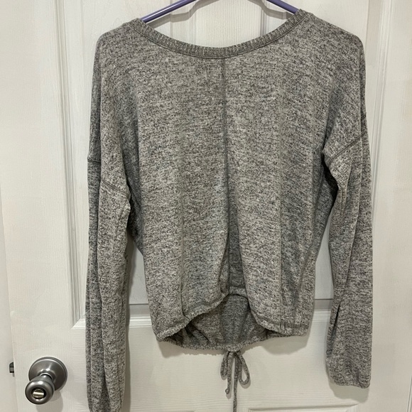 A&F Sweater✨ - Picture 2 of 7